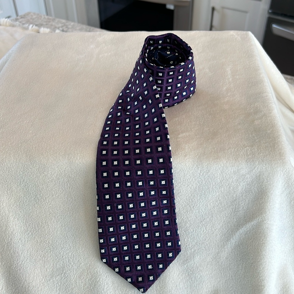Tommy Hilfiger Purple, Navy & White Tie 100% Silk